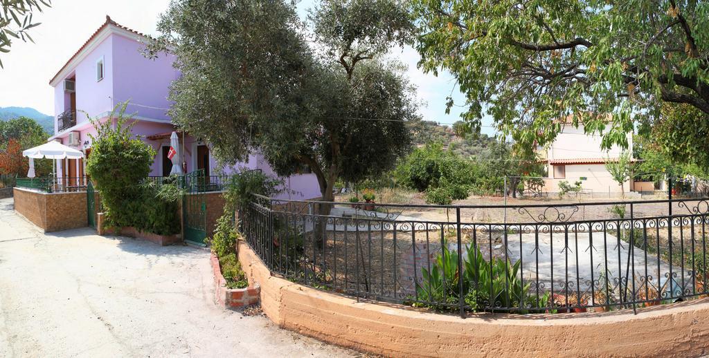 Vassilis Studios Anaxos Exterior photo