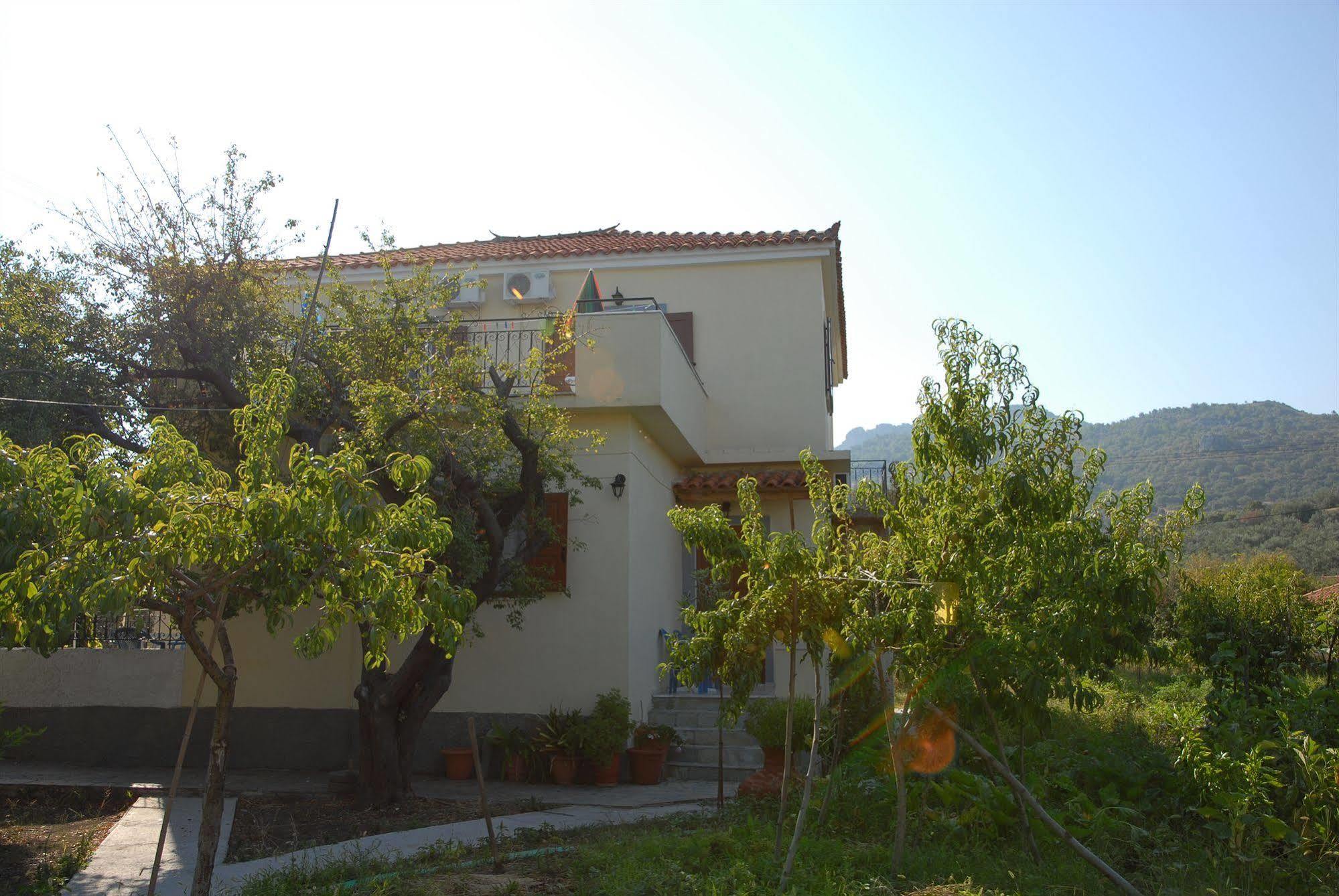 Vassilis Studios Anaxos Exterior photo