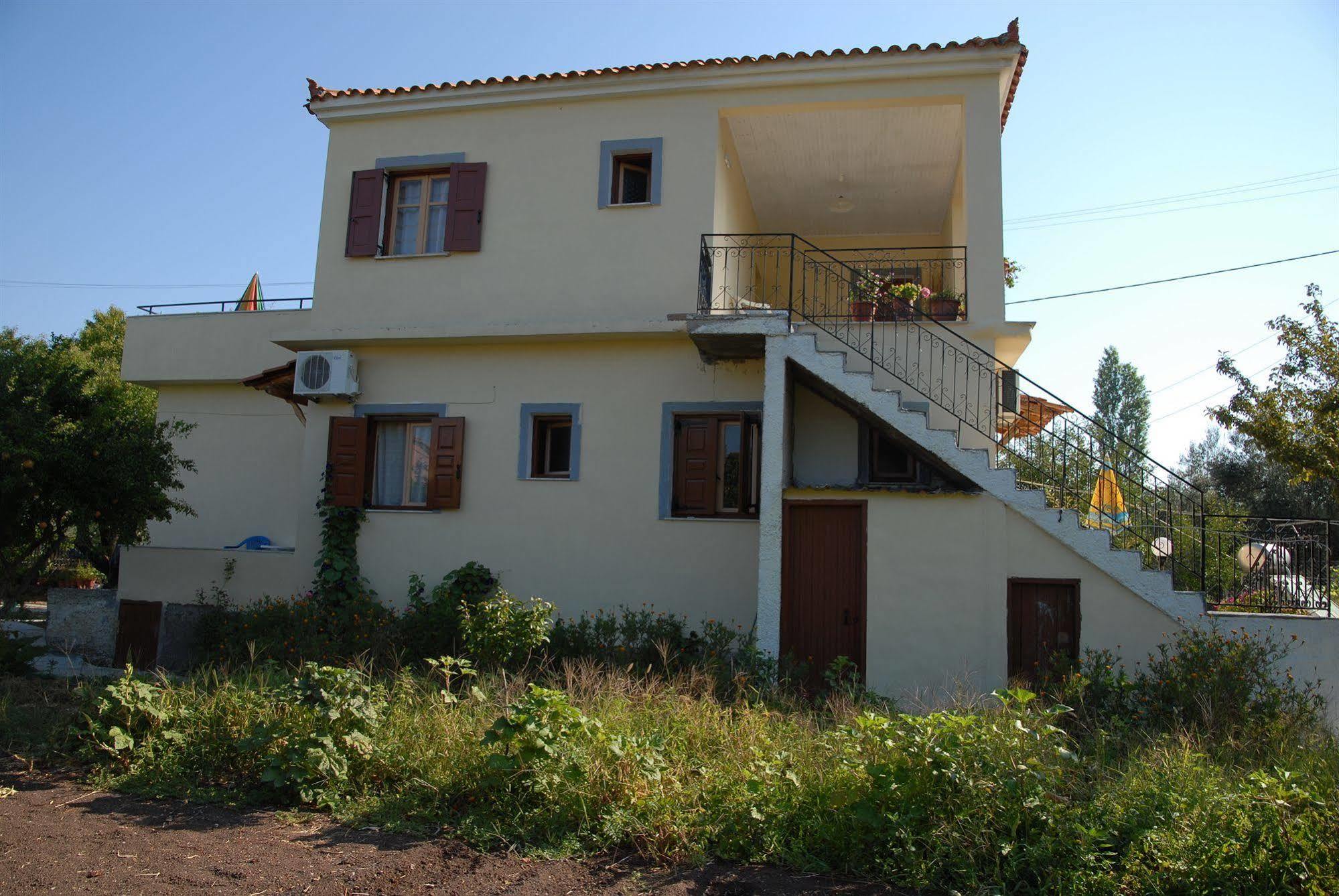 Vassilis Studios Anaxos Exterior photo